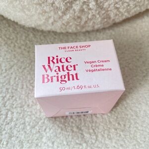 The Face Shop Rice Water Bright Vegan Cream - Instant Moisturizer Face Cream